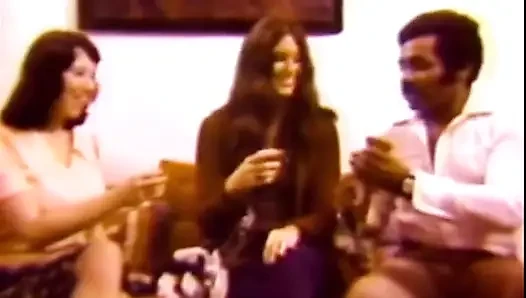 Vintage sex for two sexy sluts
