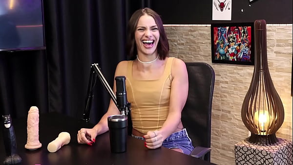 She's starting to get into Swing, and in porn she does what feels good, and the limit is... - Debora Andrade Official