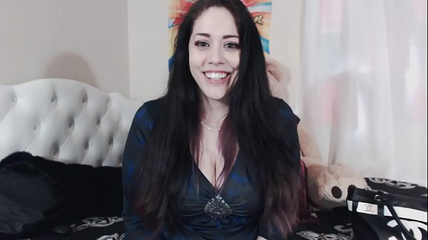 Leana's Wifey goes out!