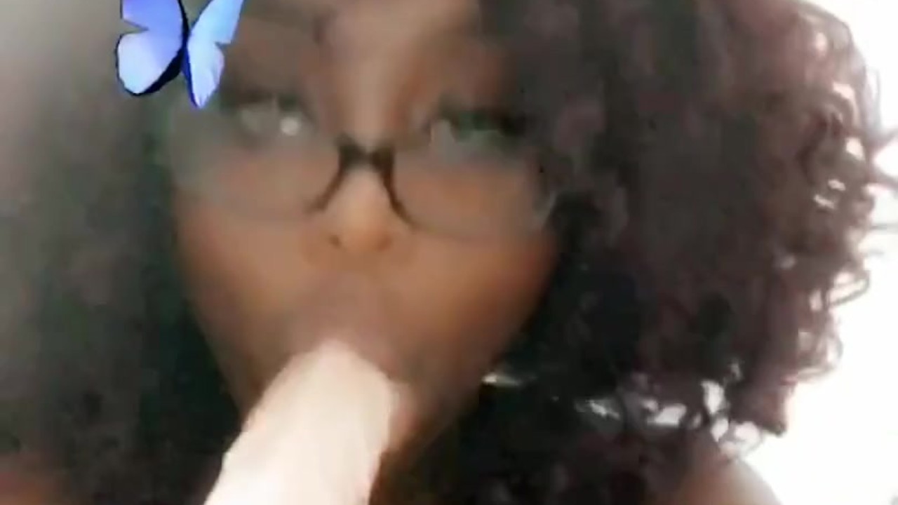 Peaches Jai Deep throating & titie fucking
