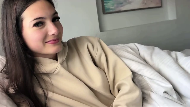 Sophie Tyler - Sick Day 642x