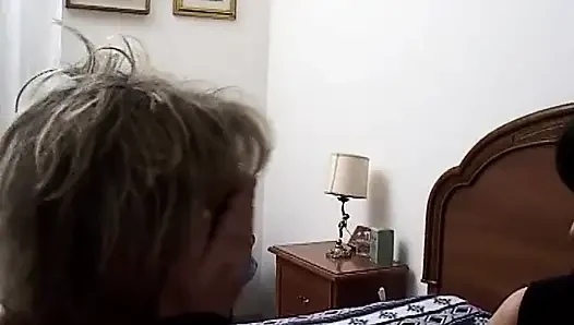 Hot and dirty sex games for an amateur couple