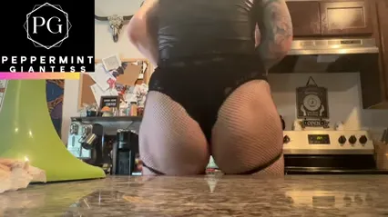 6'7" Tall Amazon Giantess Goddess can Comfortably sit on the Counter, can you!? Probably not