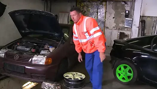 Big boobs blonde fucking whit car mechanic on the car...cum in mouth