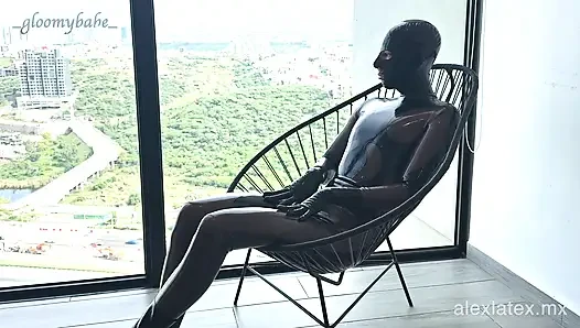Hot Session on the String Chair T1, Gloomy Gives Me Pleasure - Alex Latex