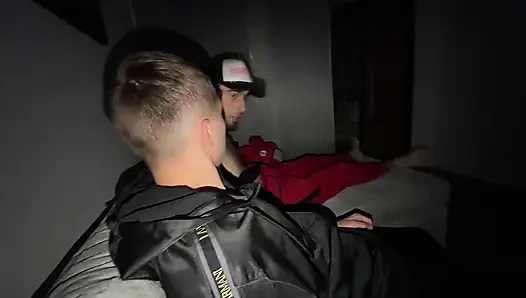 THREE HUGE COCKS IN MY MOUTH, SPANIARDS VISIT COLOMBIA TO DANCE FOR ME AND WE END UP FUCKING