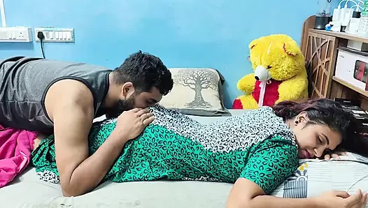 Mallu hot wife ass and back massage by mallu husband hot romance