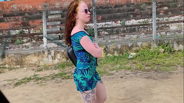 naughty girl can't stand seeing a car and falling for the guy's dick