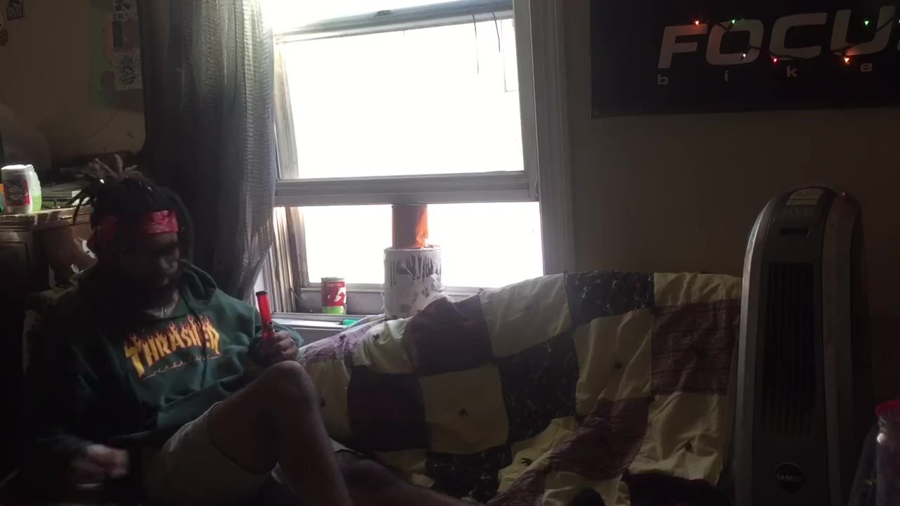 Casual smoking Ft. Minibong