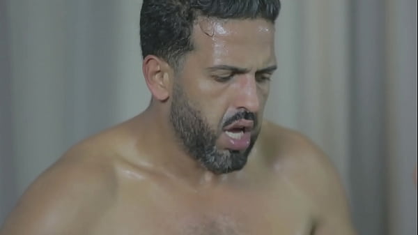 Computer technician cum tasty on pussy of horny housewife