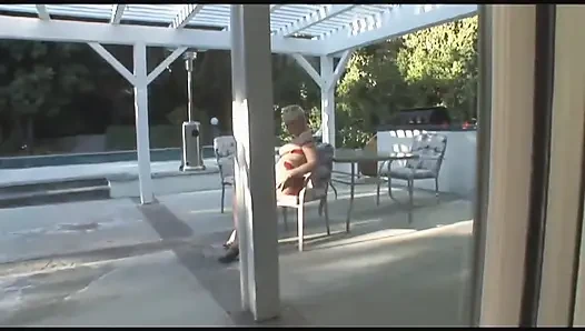 Short haired blonde babe uses big dick to pleasure her anal