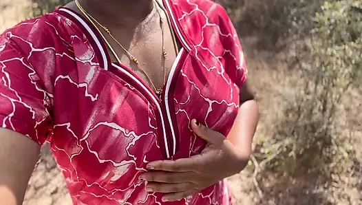 Tamil girl flashing Outdoor secret sex with her boyfriend