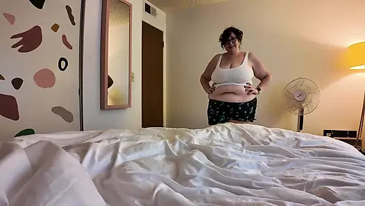 Stepmommy's Sexy Belly Gets Covered in Cum