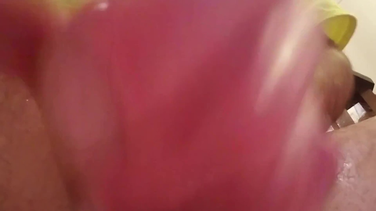 Dank Wank Solo Close up