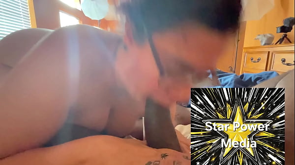 Max Gives Vicki His Morning Wood