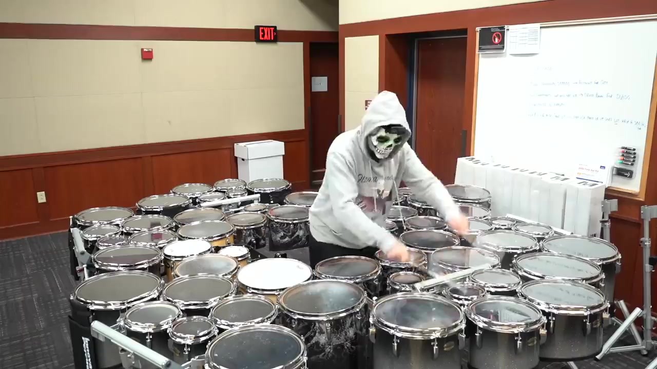 Masked Guy get FREAKY