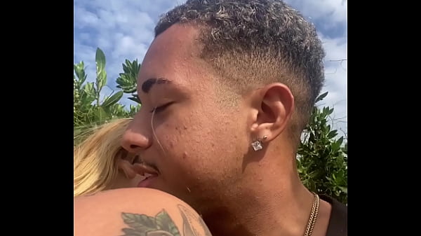 I saw a blonde on the beach and asked her to give me a blowjob and she charged me $10