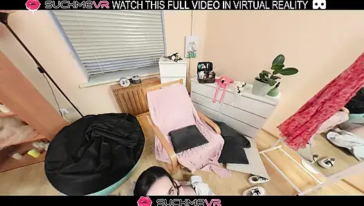 Big breasted brunette Remido enjoys her boyfriend's sexual activity in VR.