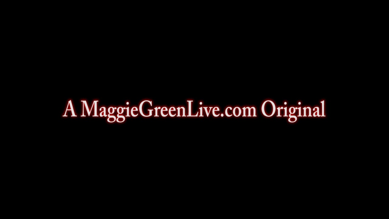 Maggie Green Masturbates in Yellow Nightie Lingerie!