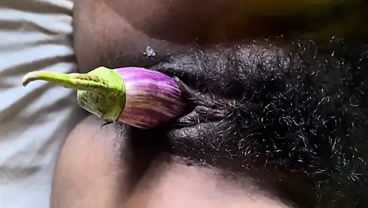 Cute Sri Lankan Amateur Girl Solo Masturbation With Eggplant Kella mol wela kale idala batu  Kimbe
