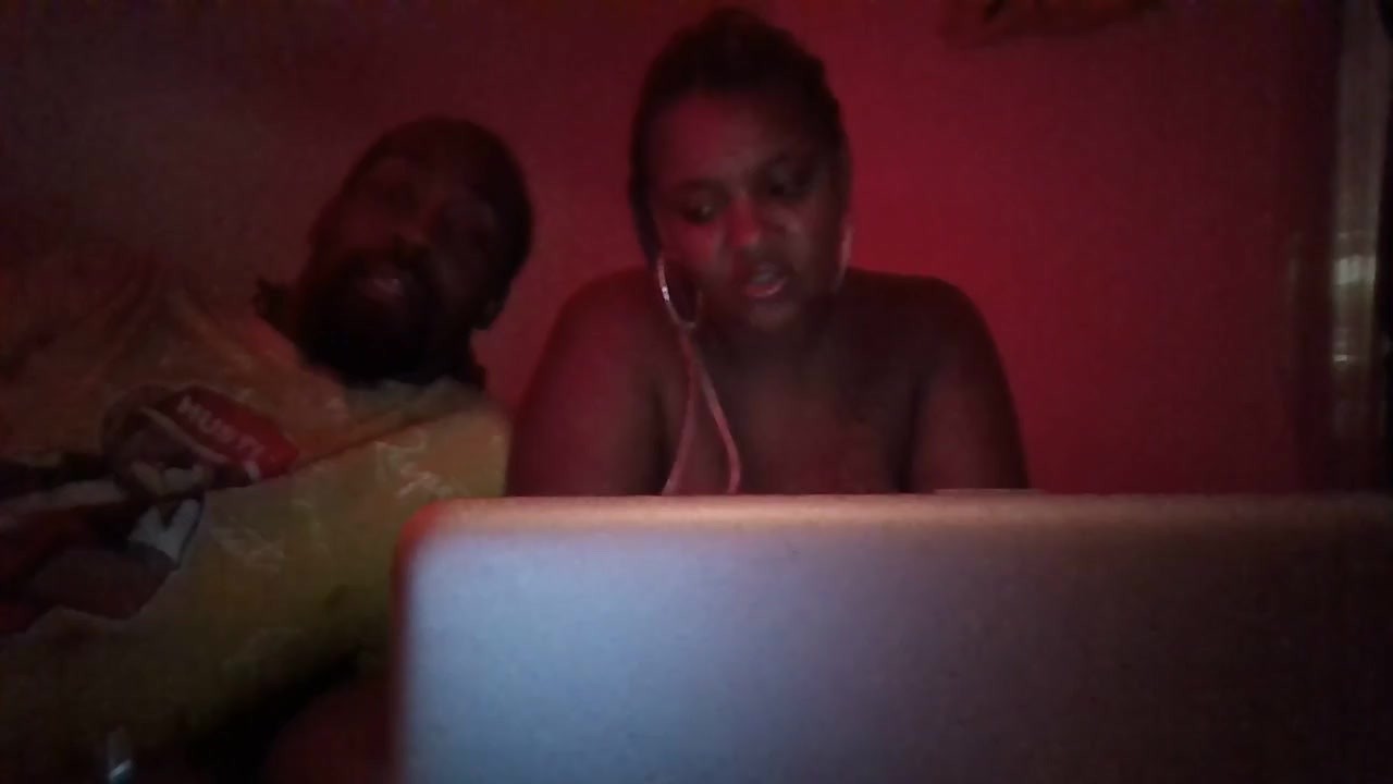 CAMMING WITH CUBBY AND JUICEEY