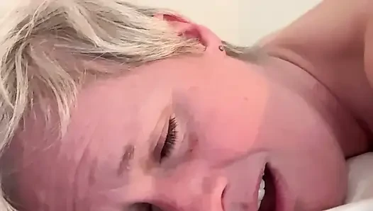 Horny MILF Can’t Resist A Good Fucking