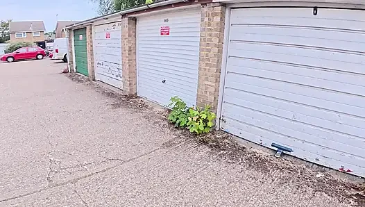 Maisie Lewis Jerks Me off in Her Car While Driving!