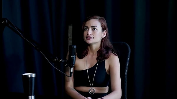 The mother discovered her orgy, still hasn't filmed with a transvestite, decided to stop to heal, and was called an "evangelical porn actress" - Kamilla Werneck (SHEER/RED)