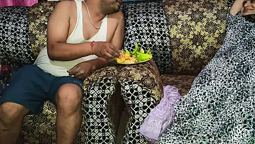 Bhabhi Ne Electric Man Ko Khurbuja Khlya Xvideo Romance