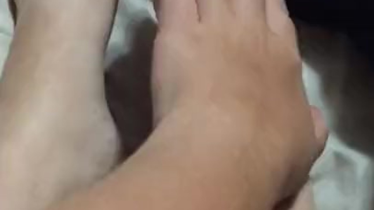 Fuck my feet daddy