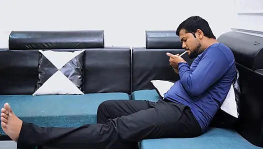 Makan mailik ne room dene ke bahane kar di chudai