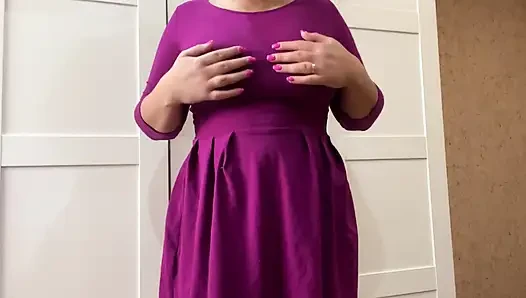 I Show the Audience How My Pantyhose Look Without Panties